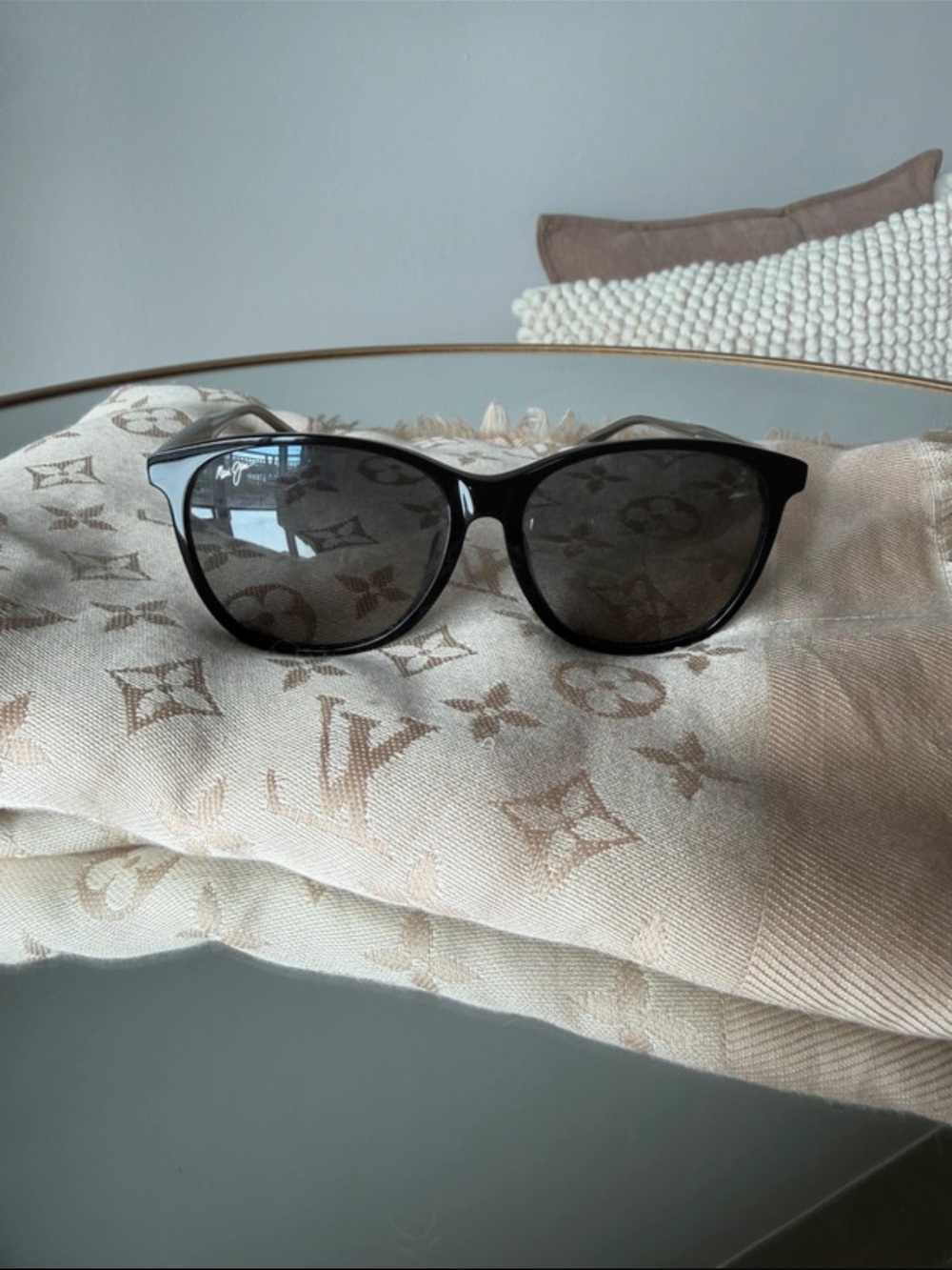 Black Cat-Eye Isola Maui Jims Women's Sunglasses  - Luxurious Designer Style